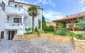 Apartments Stolfa